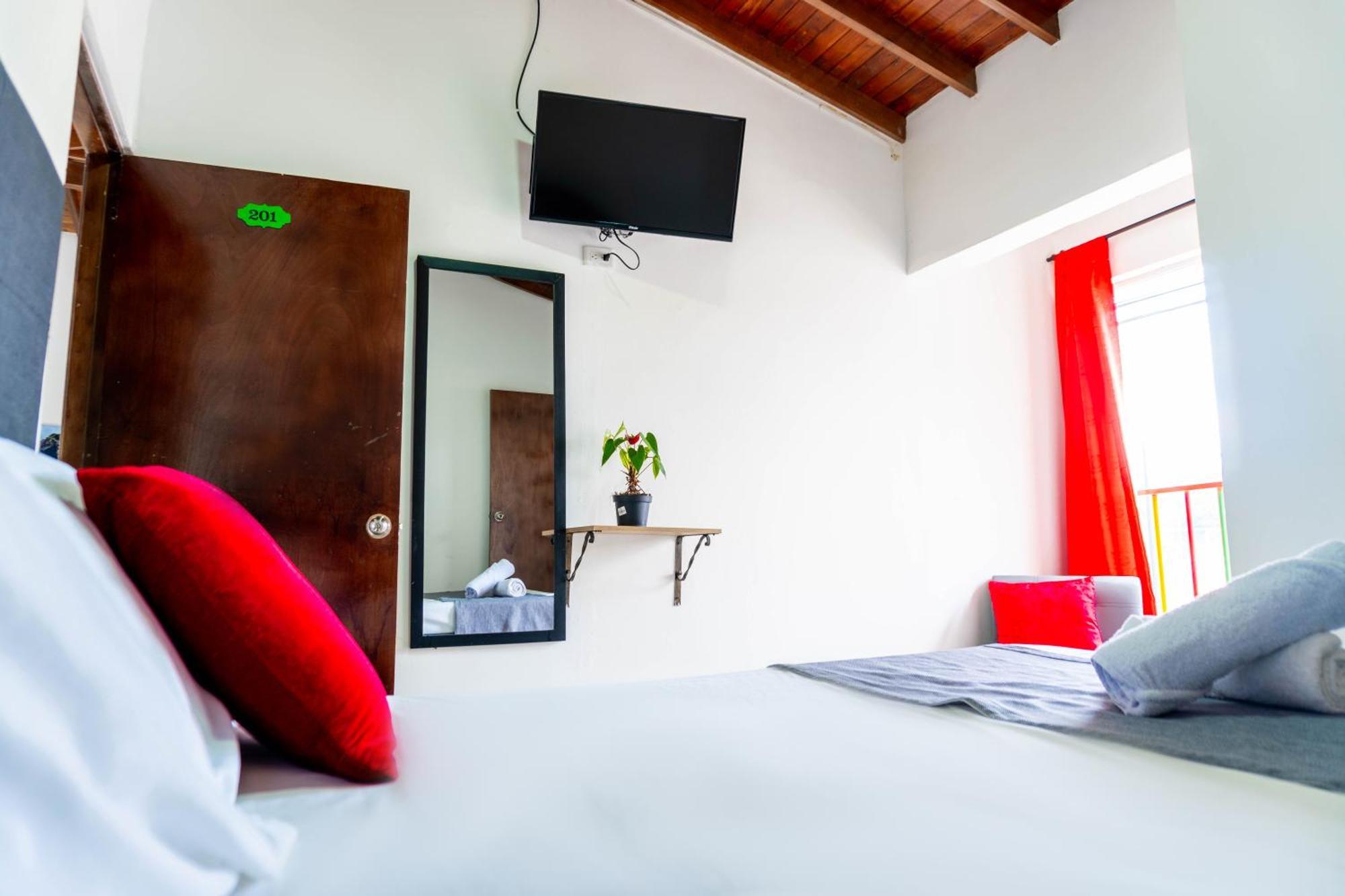 Hotel Villa กัวตาเป ภายนอก รูปภาพ