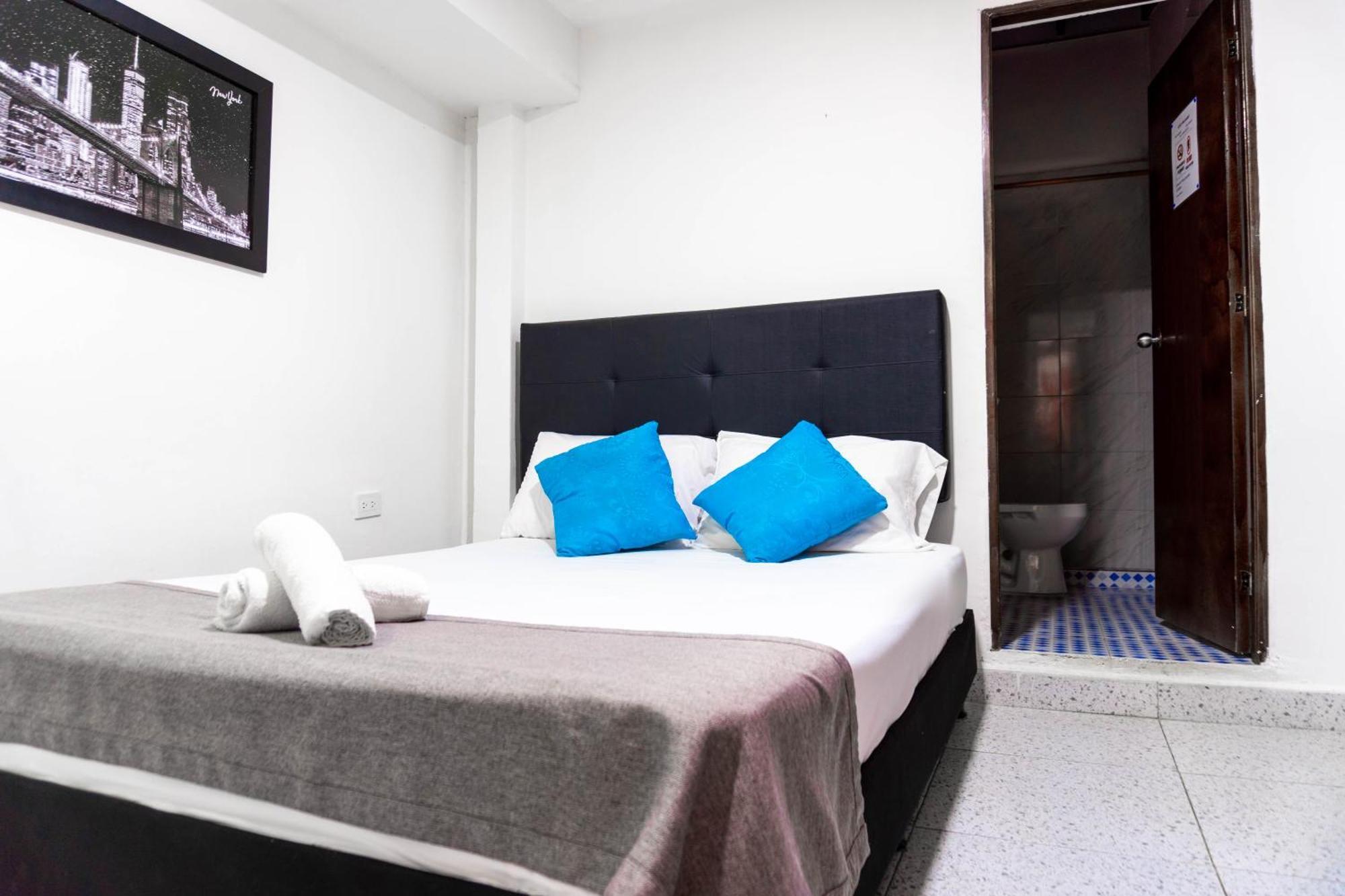 Hotel Villa กัวตาเป ภายนอก รูปภาพ